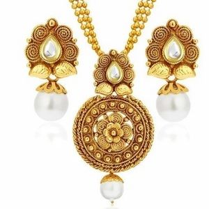 2 pc Indian necklace set